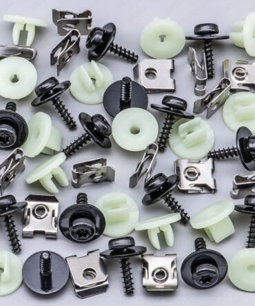 15 Sets T30 Engine Splash Shield Guard Undertray Cover Screws Bolt Nut Clip Kit Compatible with Ford Focus